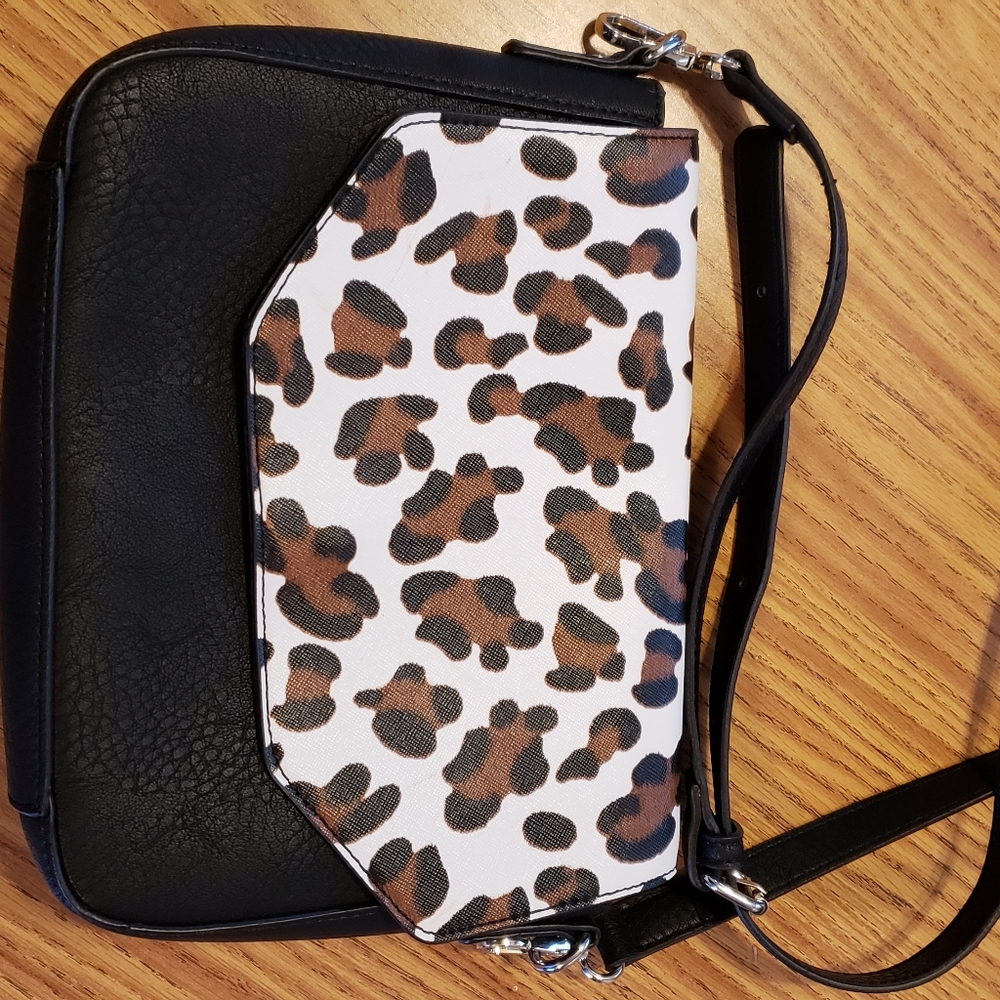 Beautiful popular print handbag